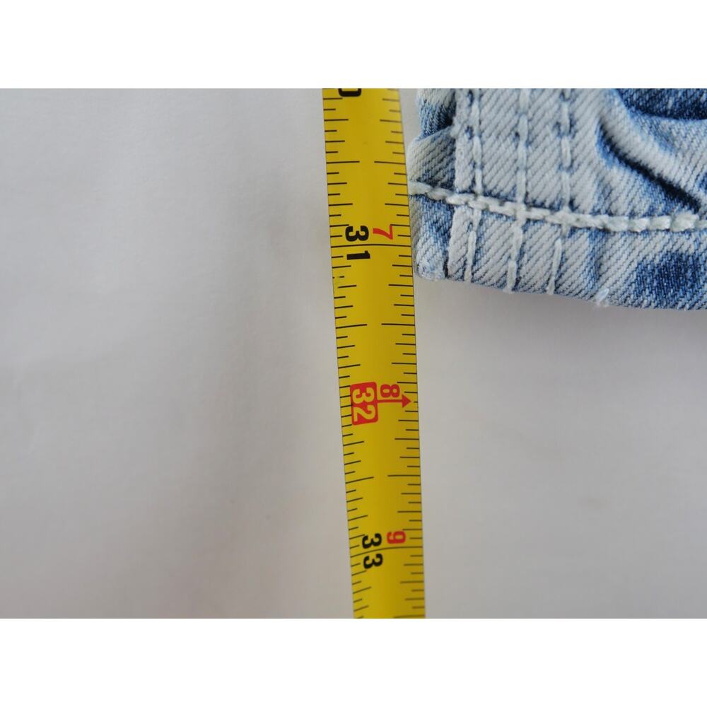 BKE Jeans Men 33Rx31 Light Blue Tyler Distressed Denim 100% Cotton - Picture 5 of 9